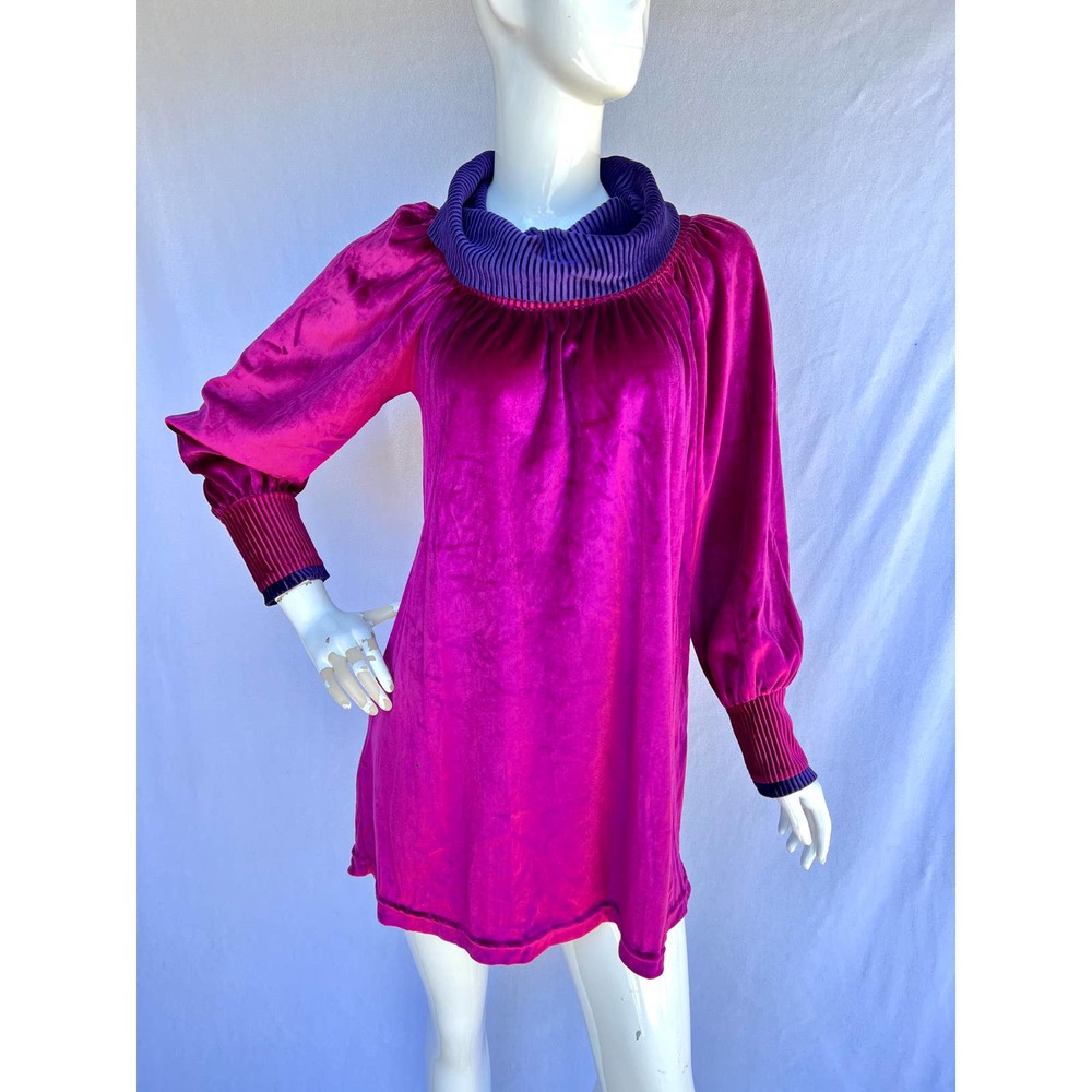 80s Magenta Long Sleeve Velvet Sweater